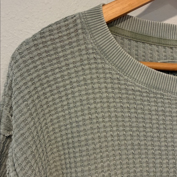 American Eagle Outfitters Light Green Waffle Knit Sweater - Picture 2 of 7